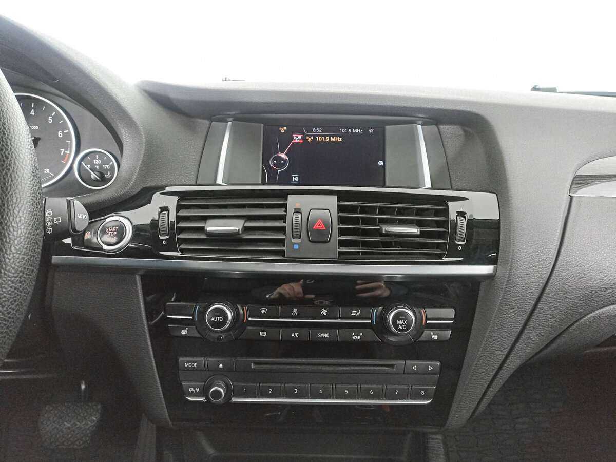 BMW X3 28i xDrive, 2014 Фото №13