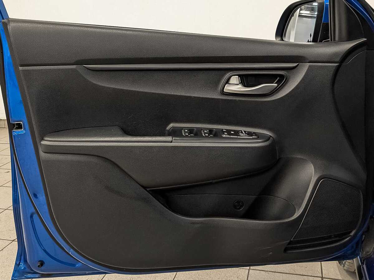 Kia Rio X-Line, 2020 Фото №19