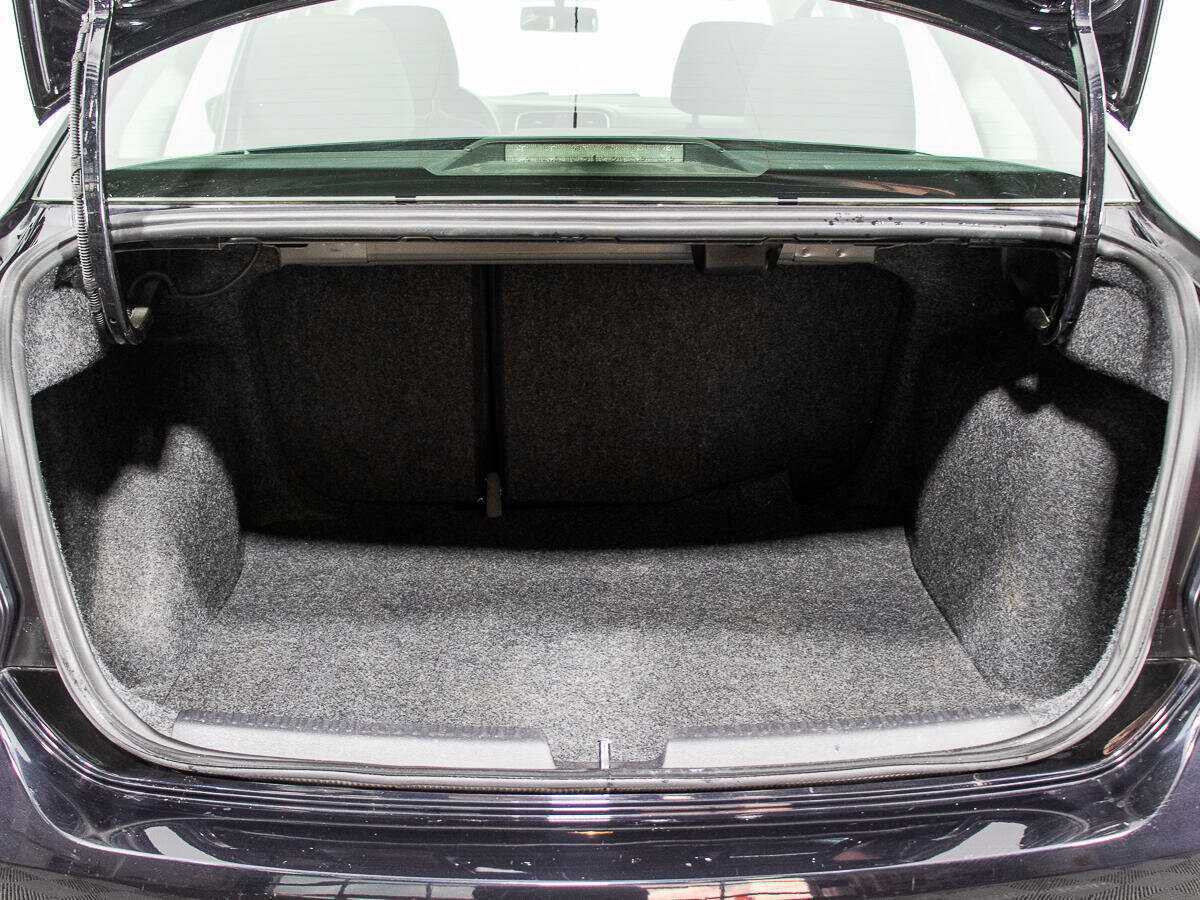 Volkswagen Polo, 2012 Фото №17