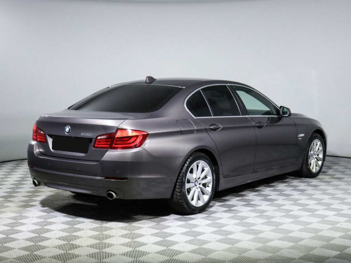 BMW 5 серии 535i xDrive, 2012 Фото №5