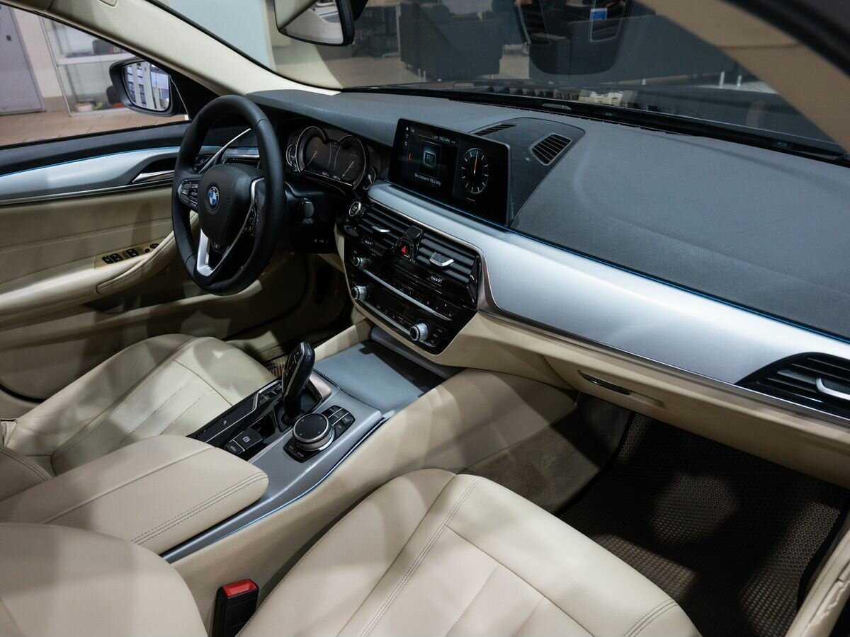 BMW 5 серии 520d, 2017 Фото №7