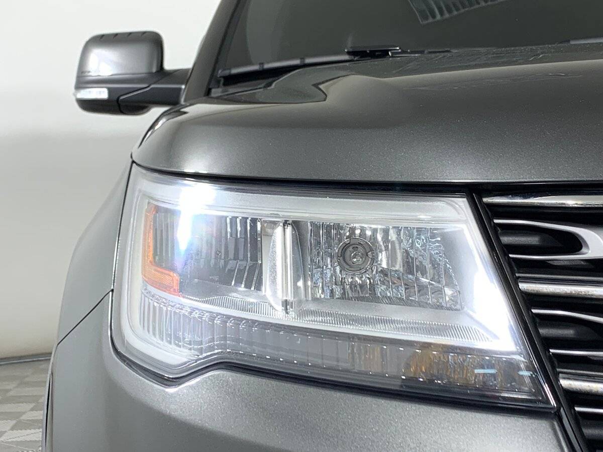 Ford Explorer, 2017 Фото №10