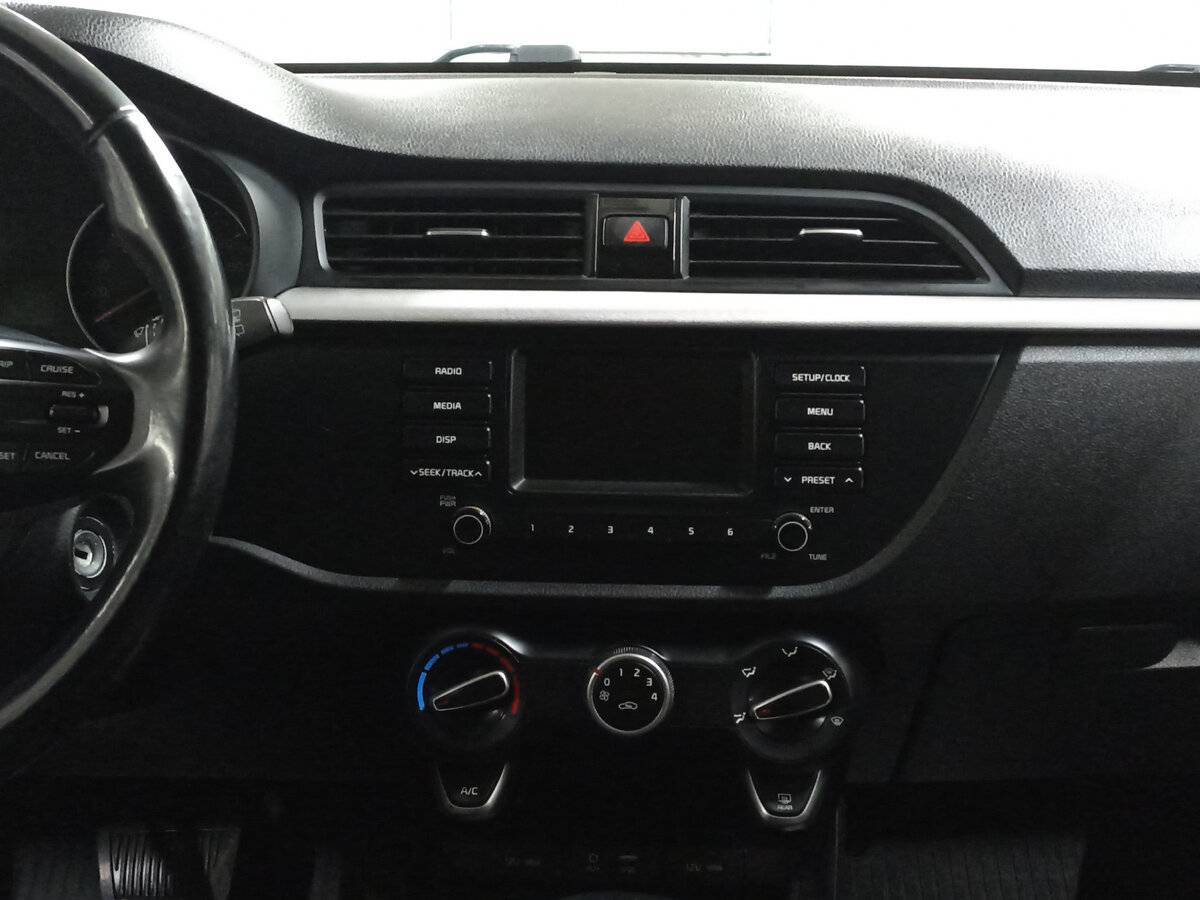 Kia Rio X-Line, 2019 Фото №15