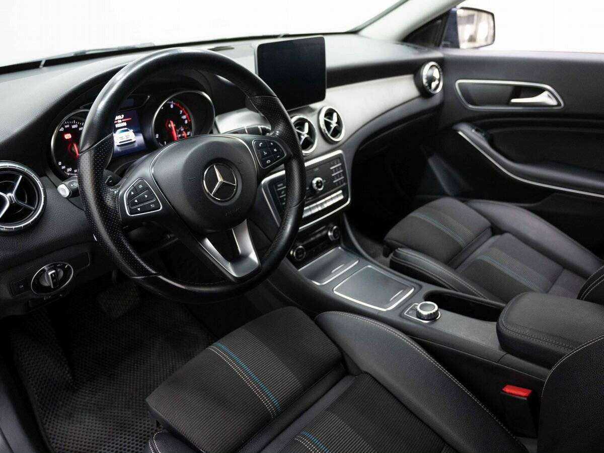 Mercedes-Benz CLA 200, 2018 Фото №7
