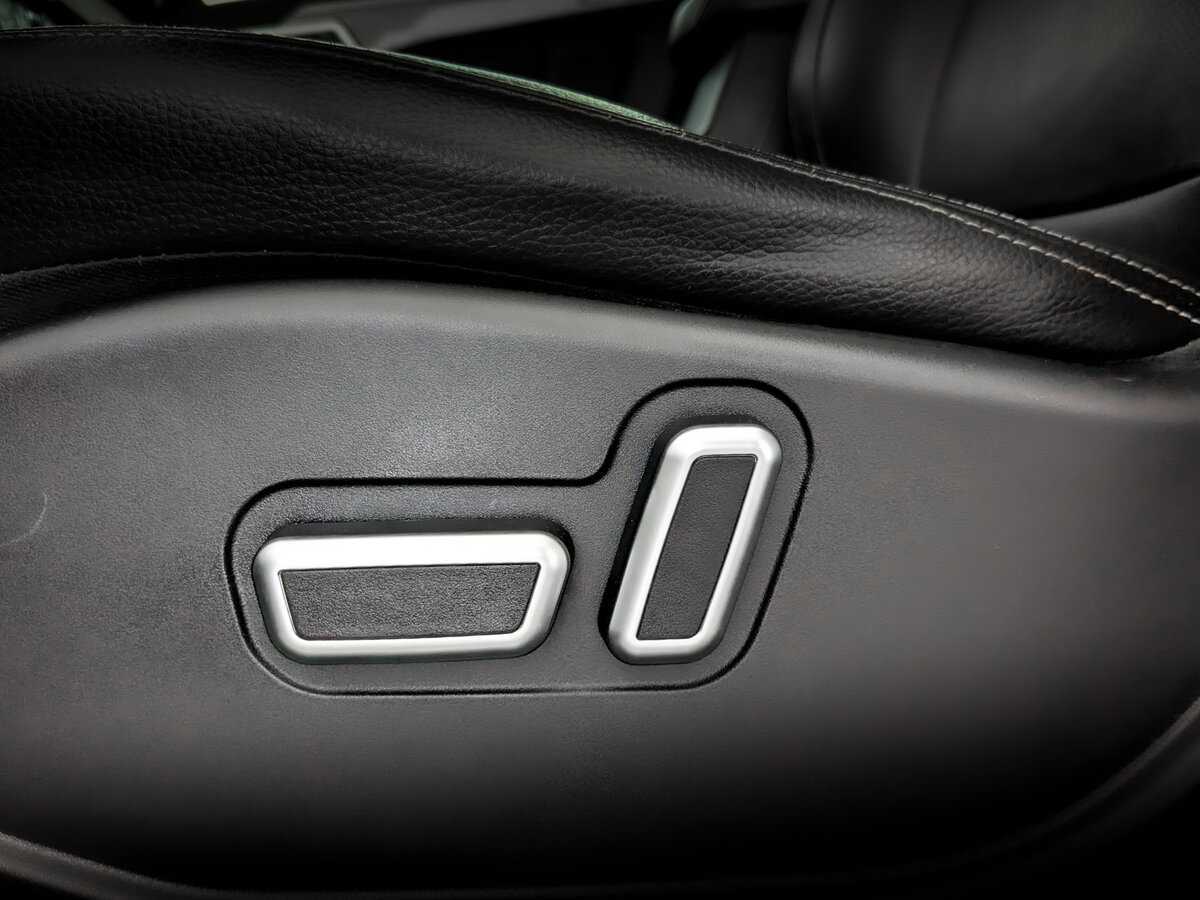 Geely Emgrand X7, 2018 Фото №21