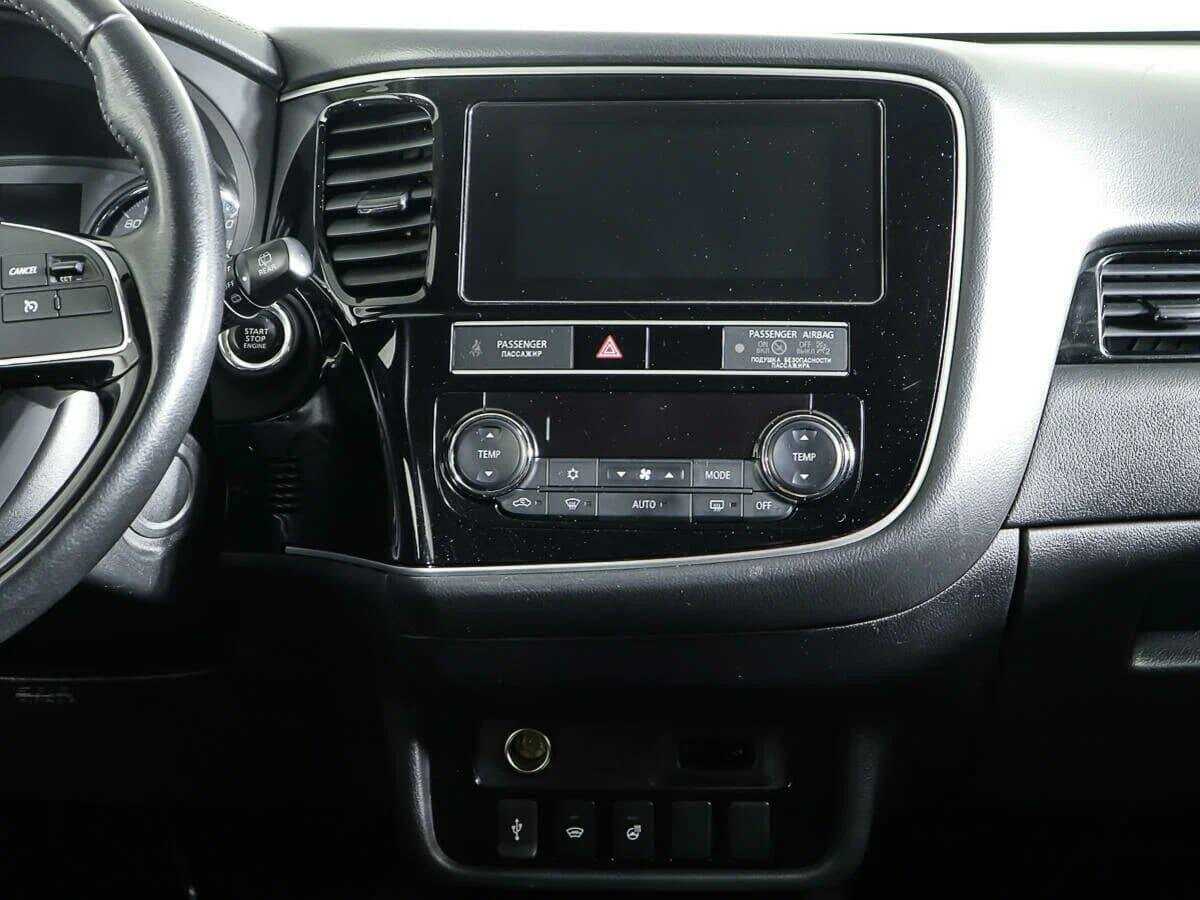 Mitsubishi Outlander, 2019 Фото №12