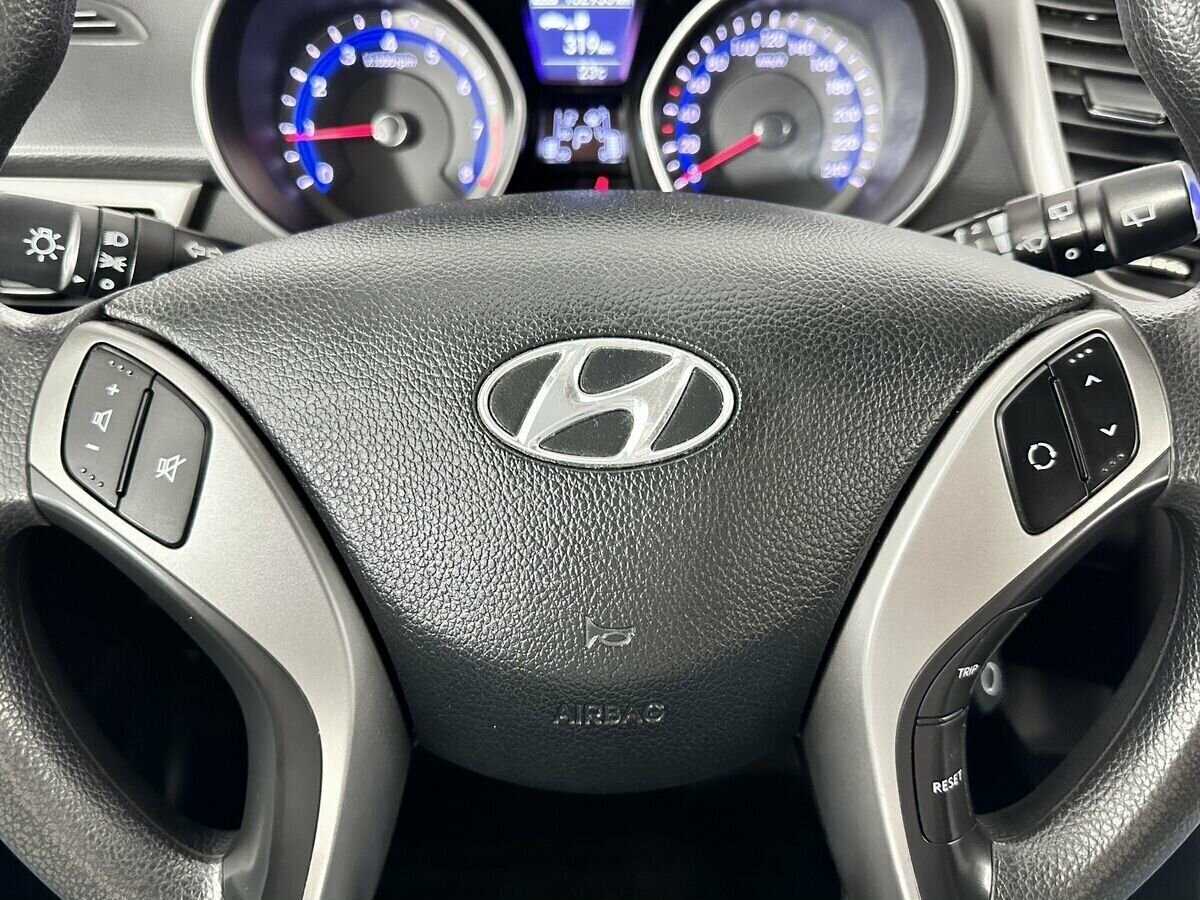 Hyundai i30, 2014 Фото №11