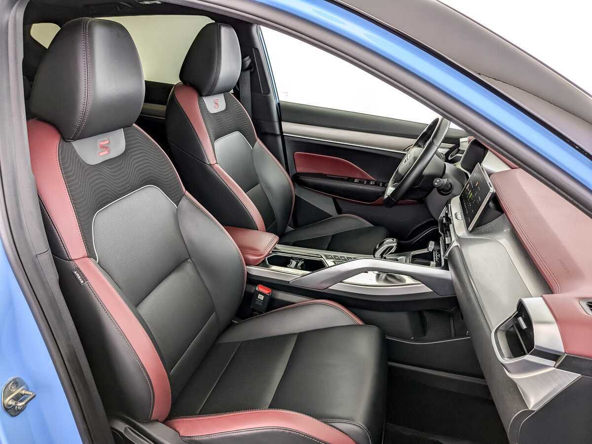 Geely Coolray, 2022 Фото №22