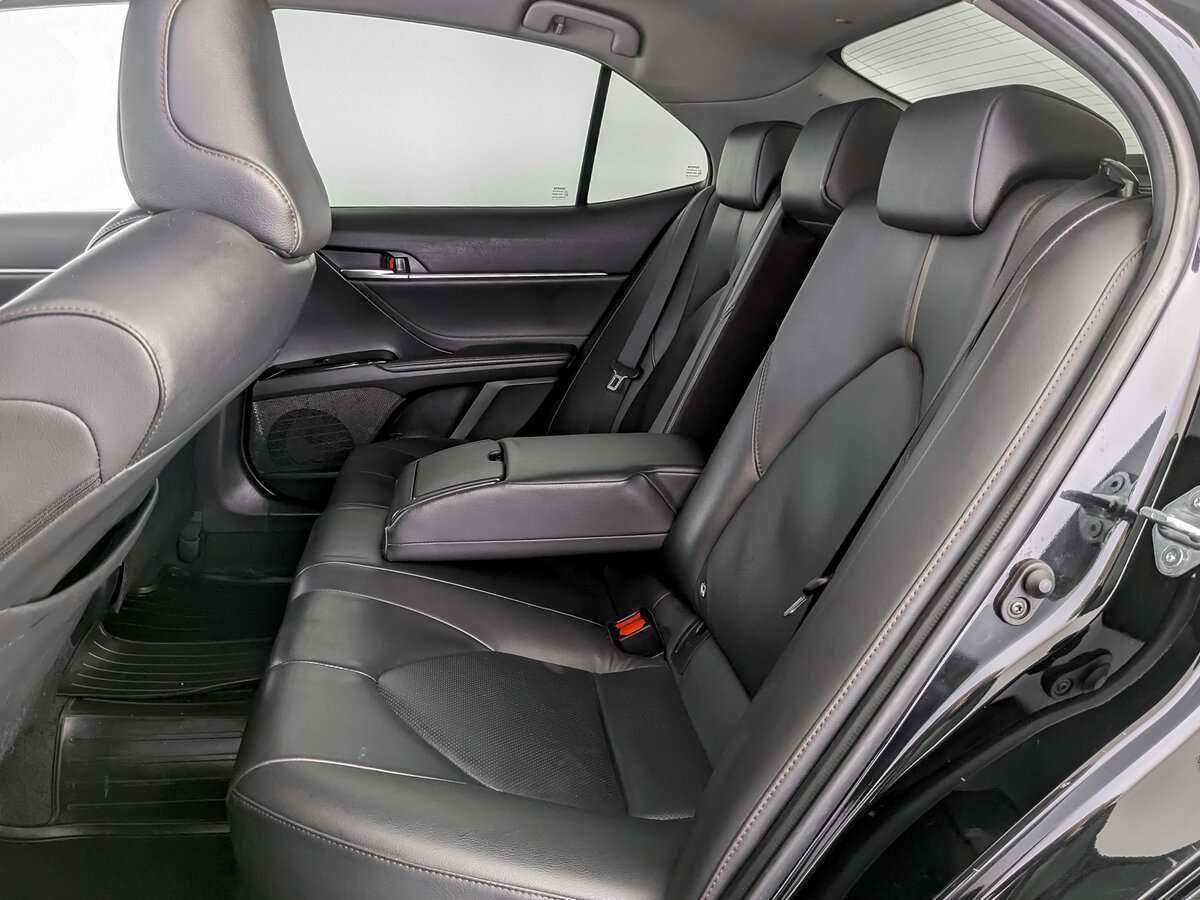 Toyota Camry, 2019 Фото №10