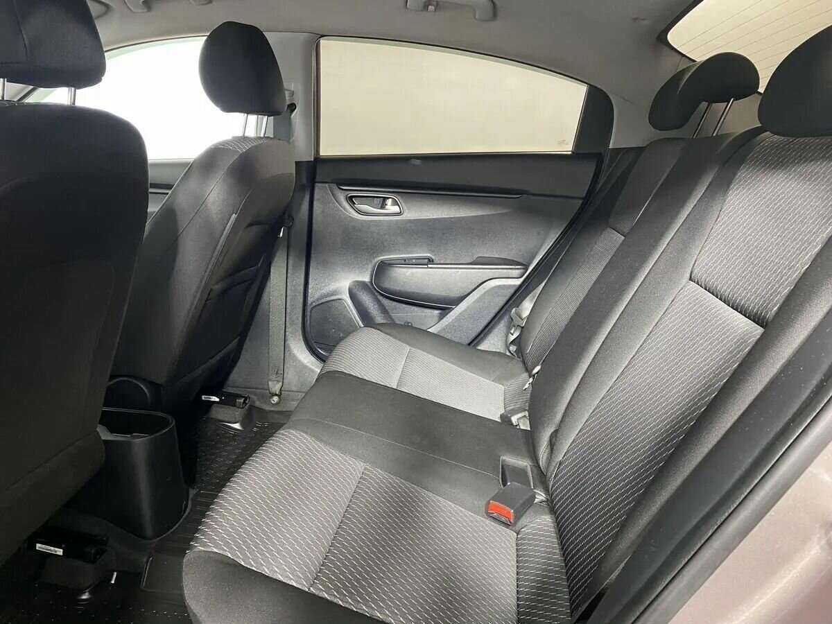 Kia Rio, 2018 Фото №9