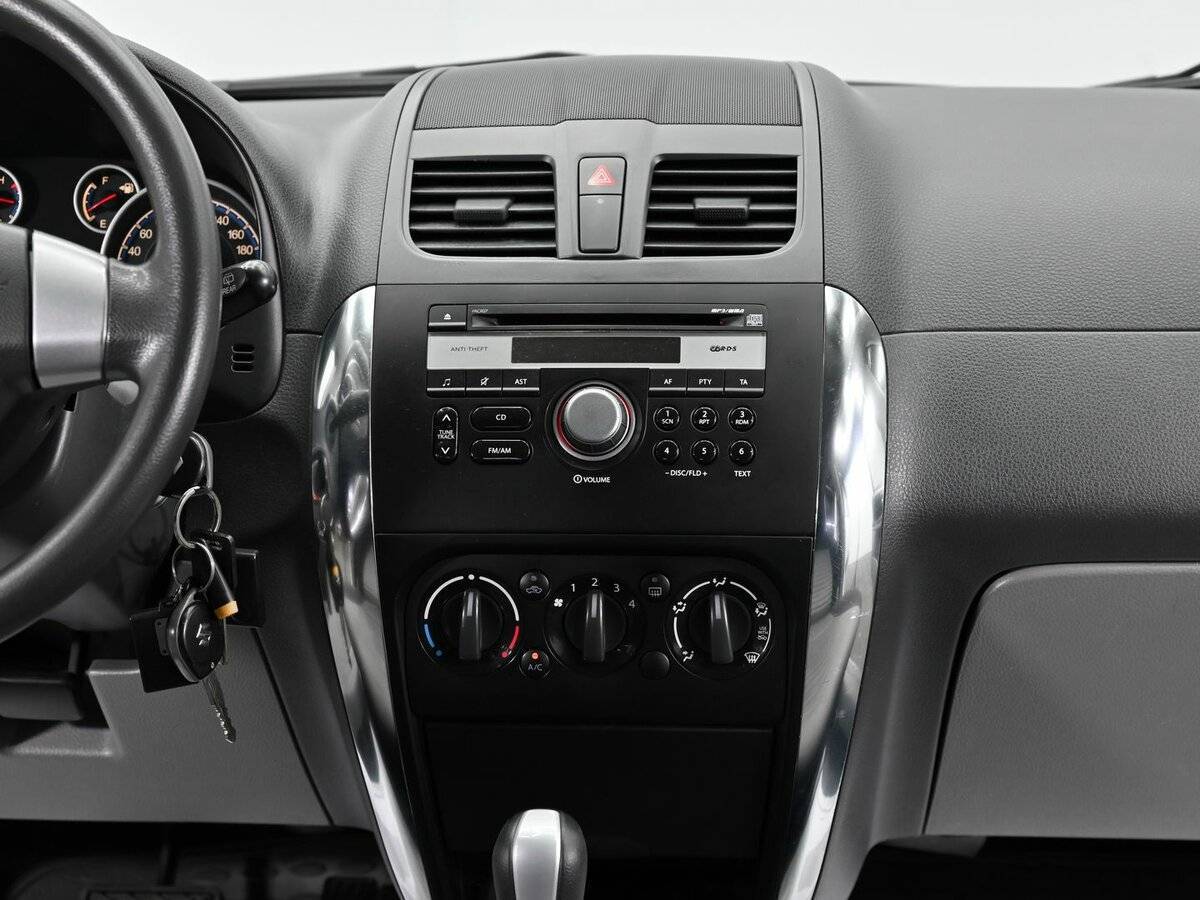 Suzuki SX4, 2013 Фото №9