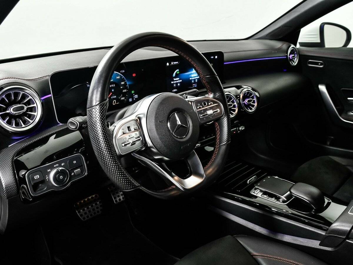 Mercedes-Benz CLA 200, 2019 Фото №13