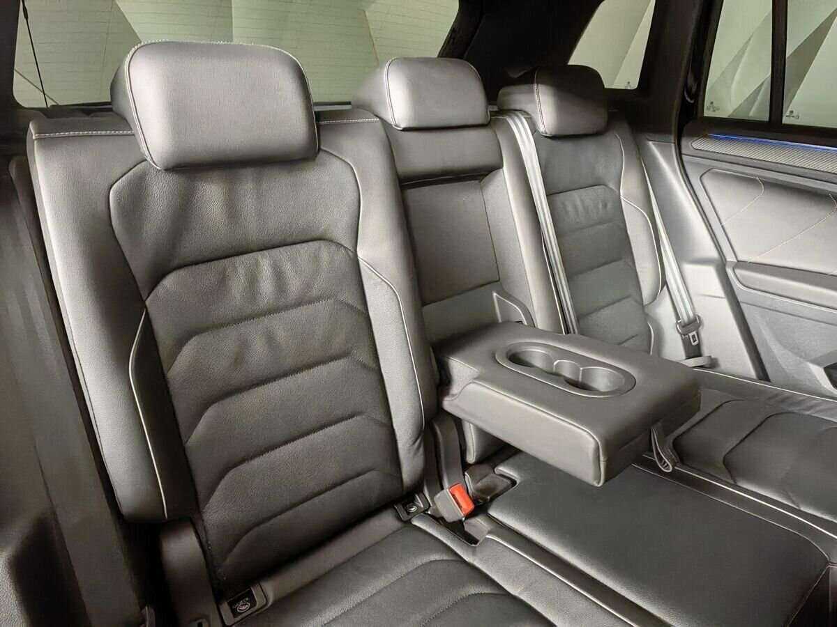 Volkswagen Tiguan, 2021 Фото №12