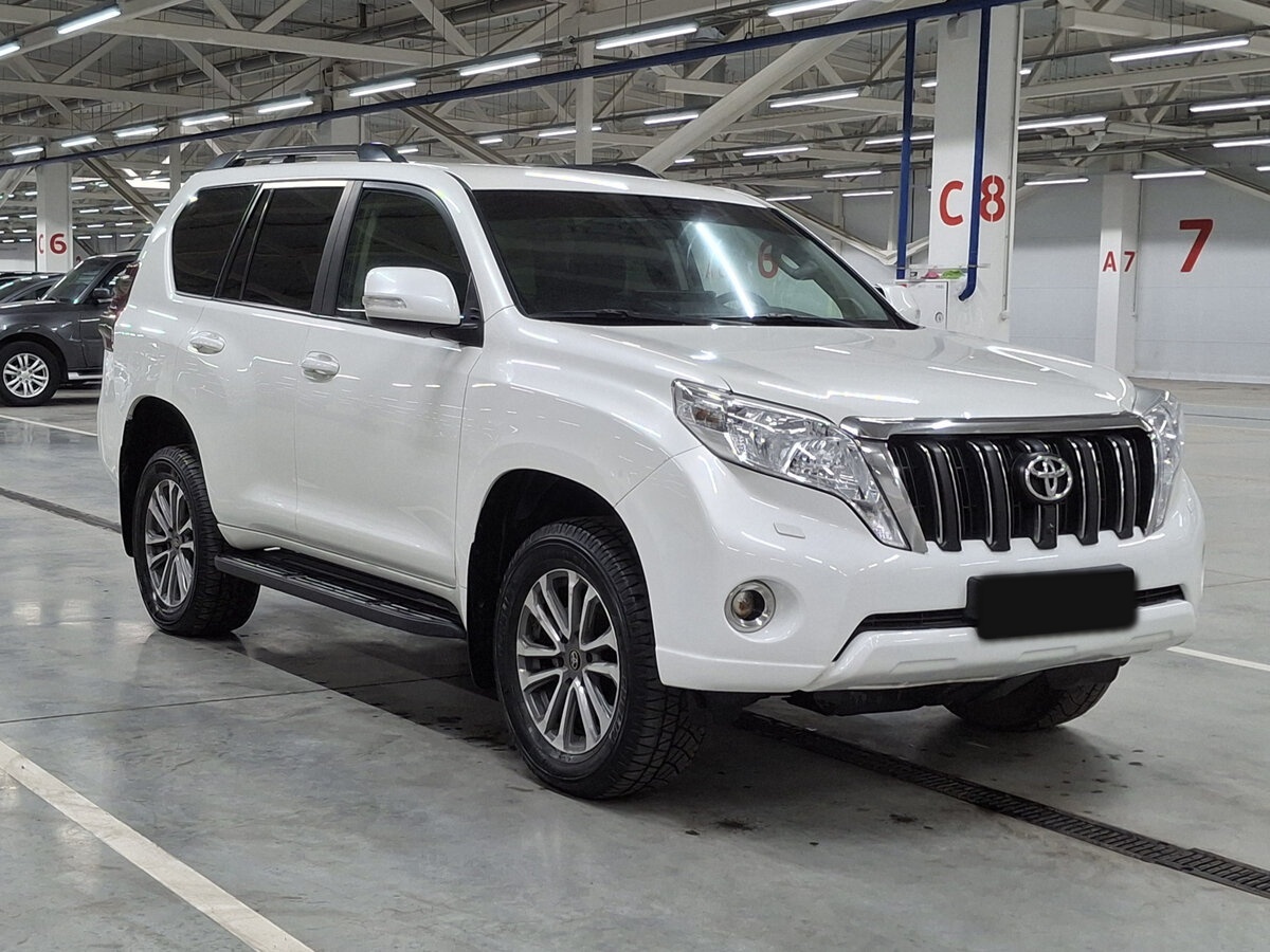 Toyota Land Cruiser Prado 150 Series Рестайлинг 1, 2014 Фото №3