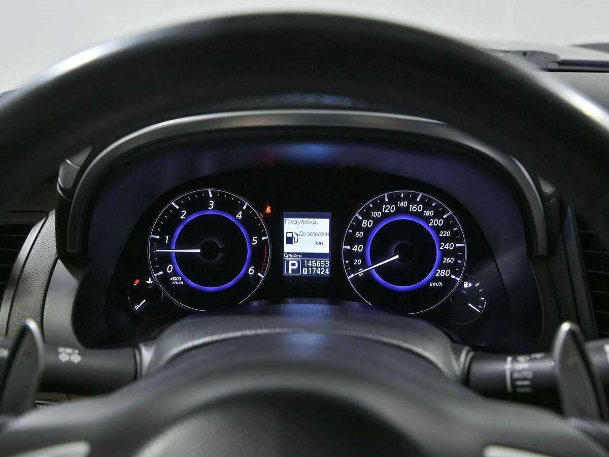 Infiniti FX30d, 2012 Фото №8