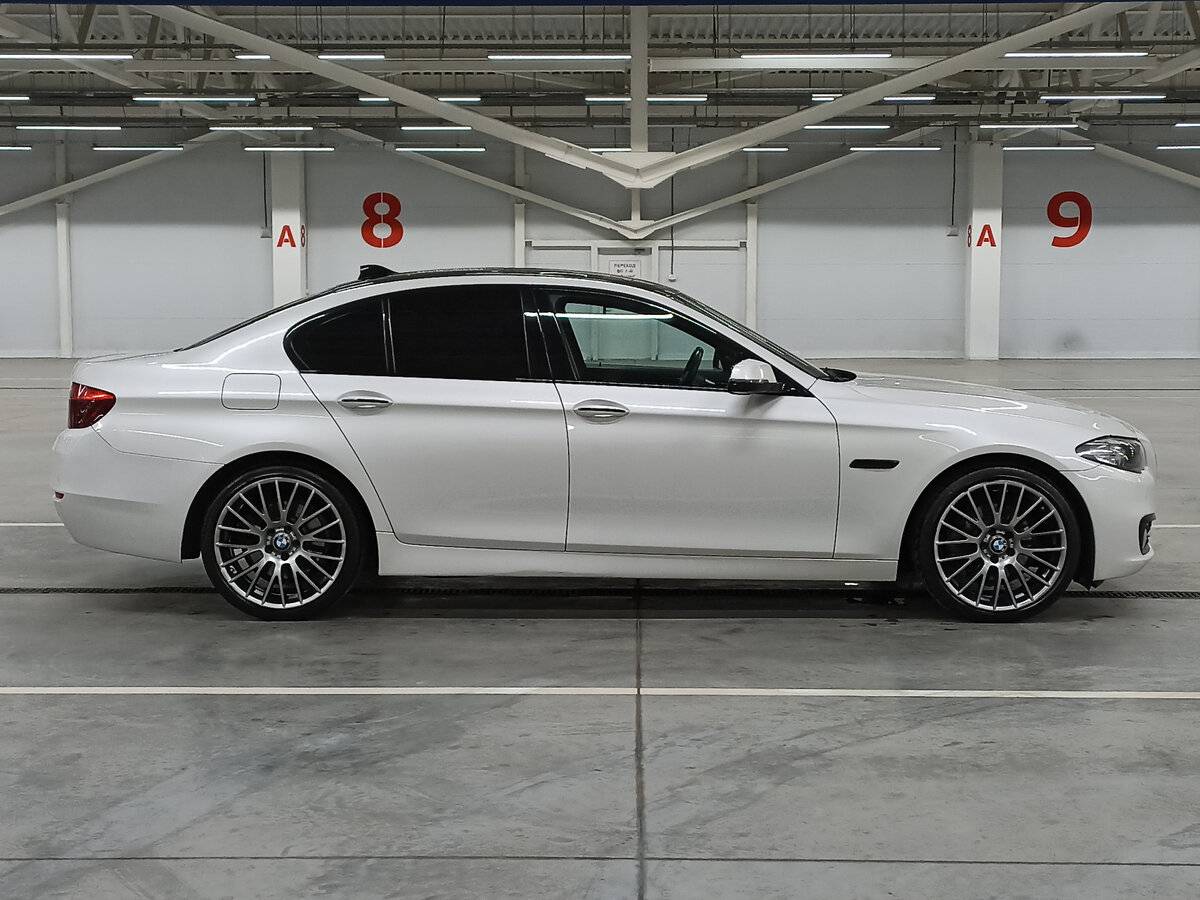 BMW 5 серии 525d xDrive, 2015 Фото №4