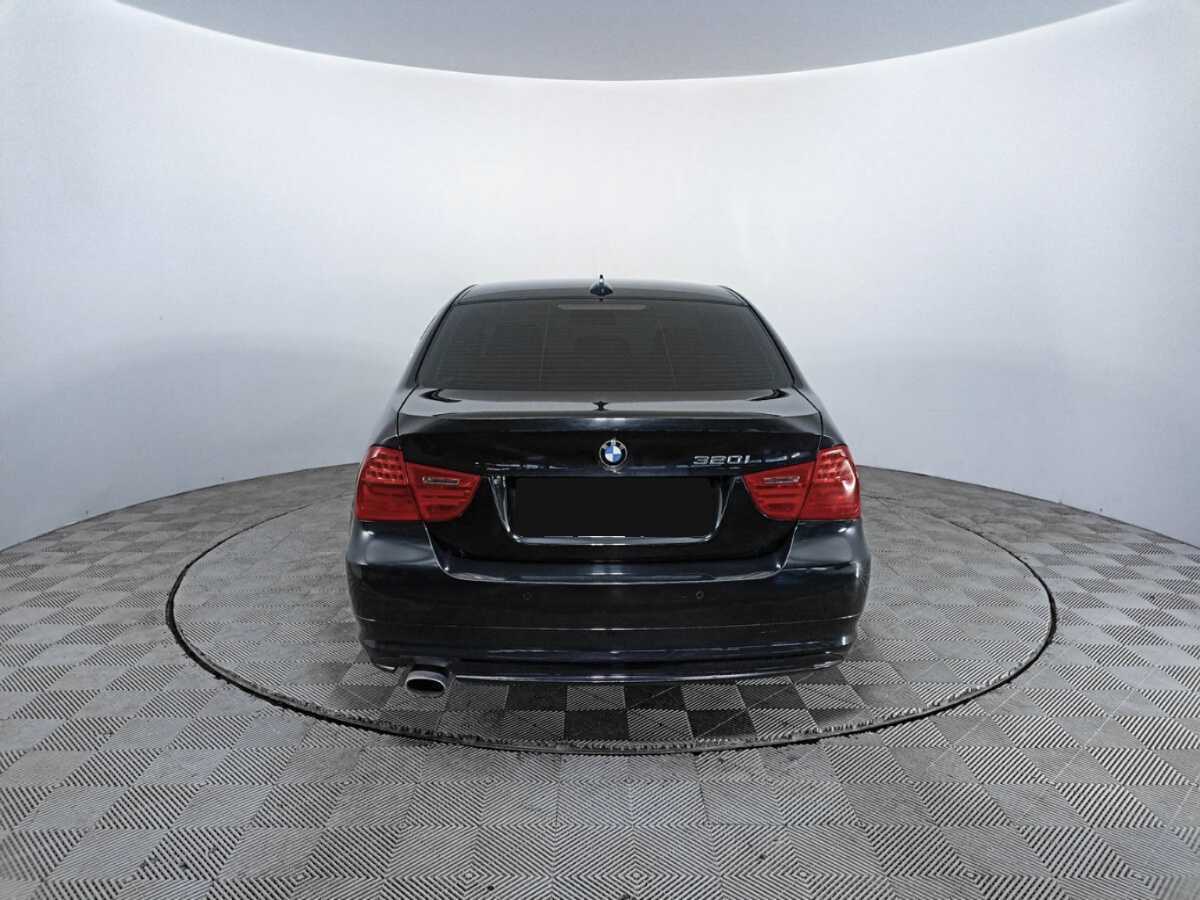 BMW 3 серии 320i, 2012 Фото №6