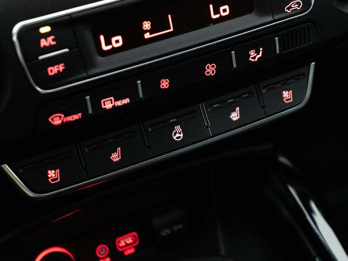 Kia Sorento, 2020 Фото №18