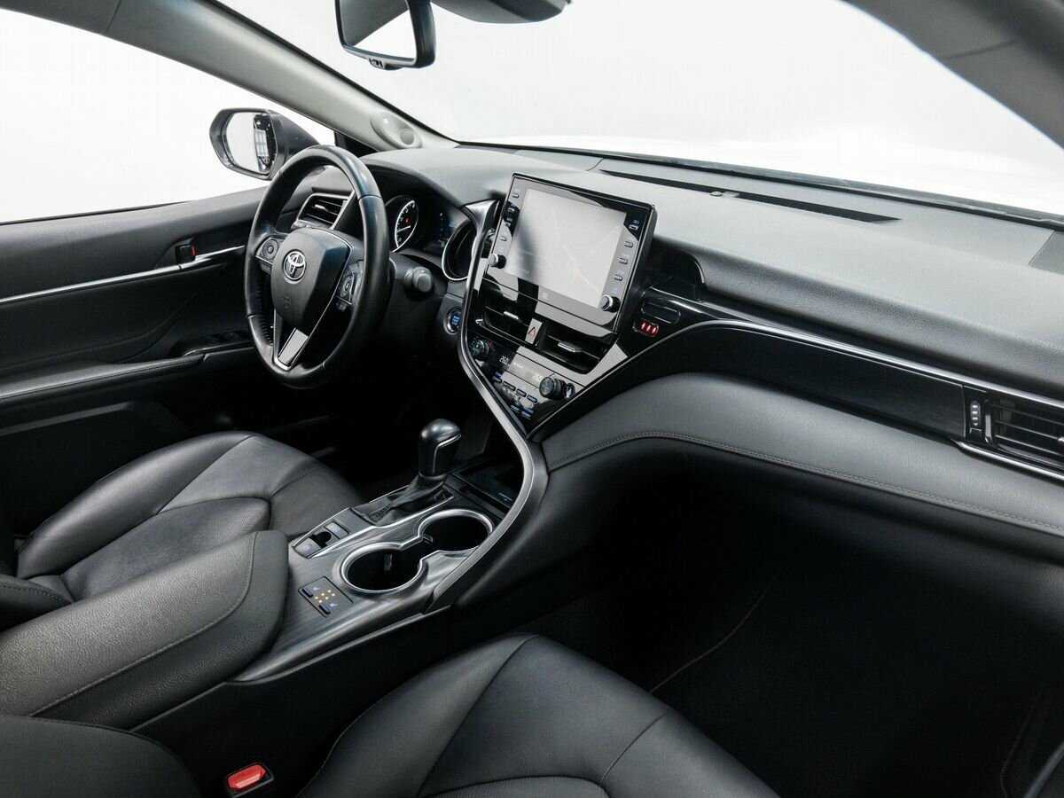 Toyota Camry, 2022 Фото №8