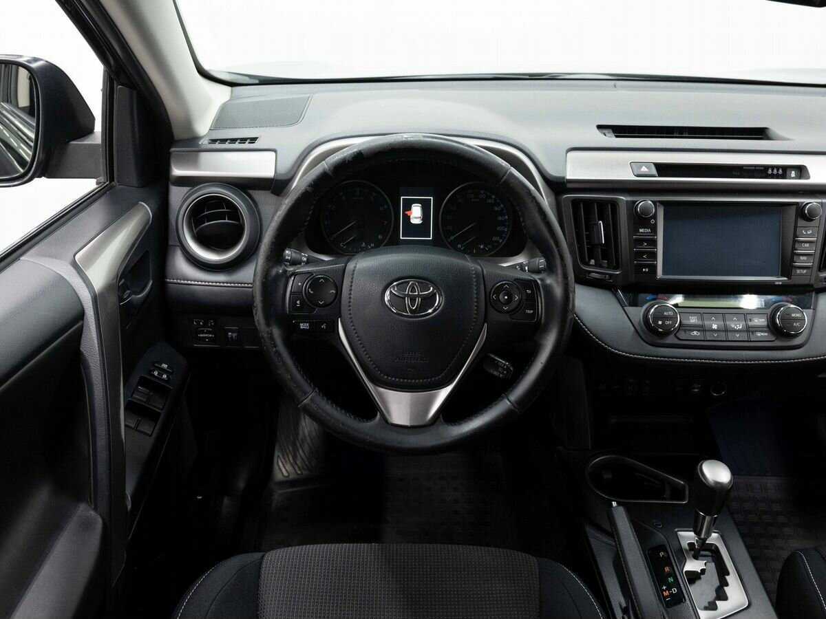 Toyota RAV4, 2017 Фото №15