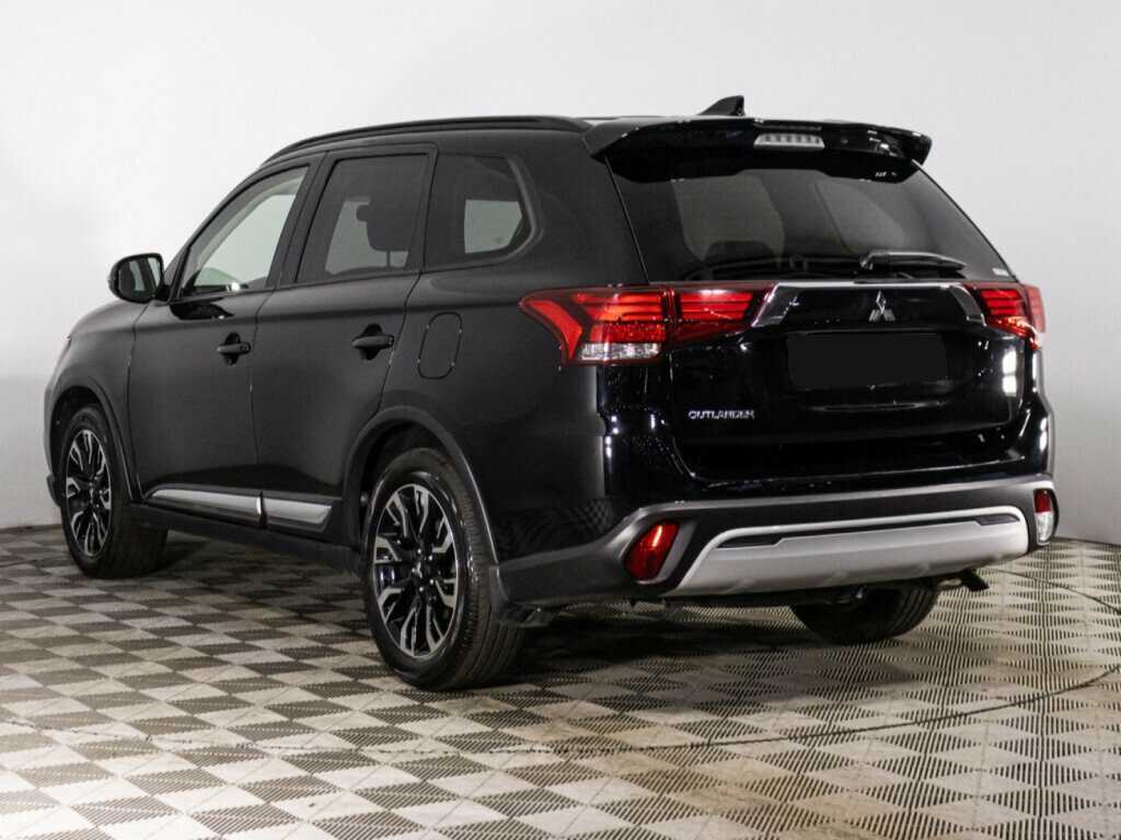 Mitsubishi Outlander, 2021 Фото №7