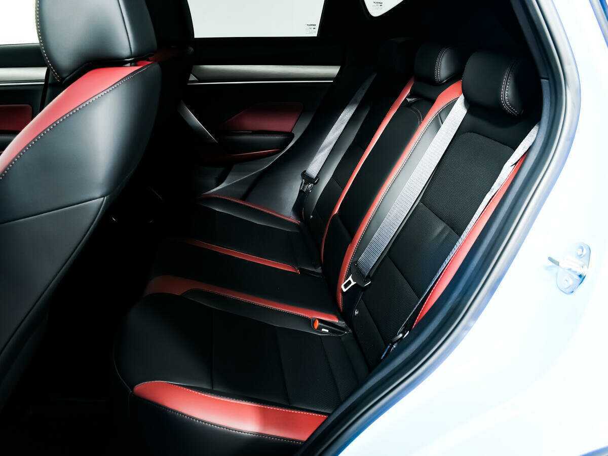 Geely Coolray, 2022 Фото №12