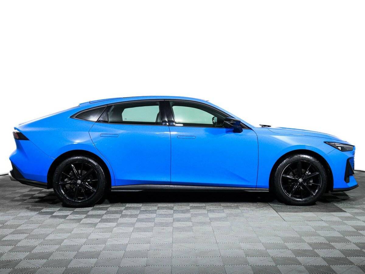 Changan UNI-V, 2022 Фото №4