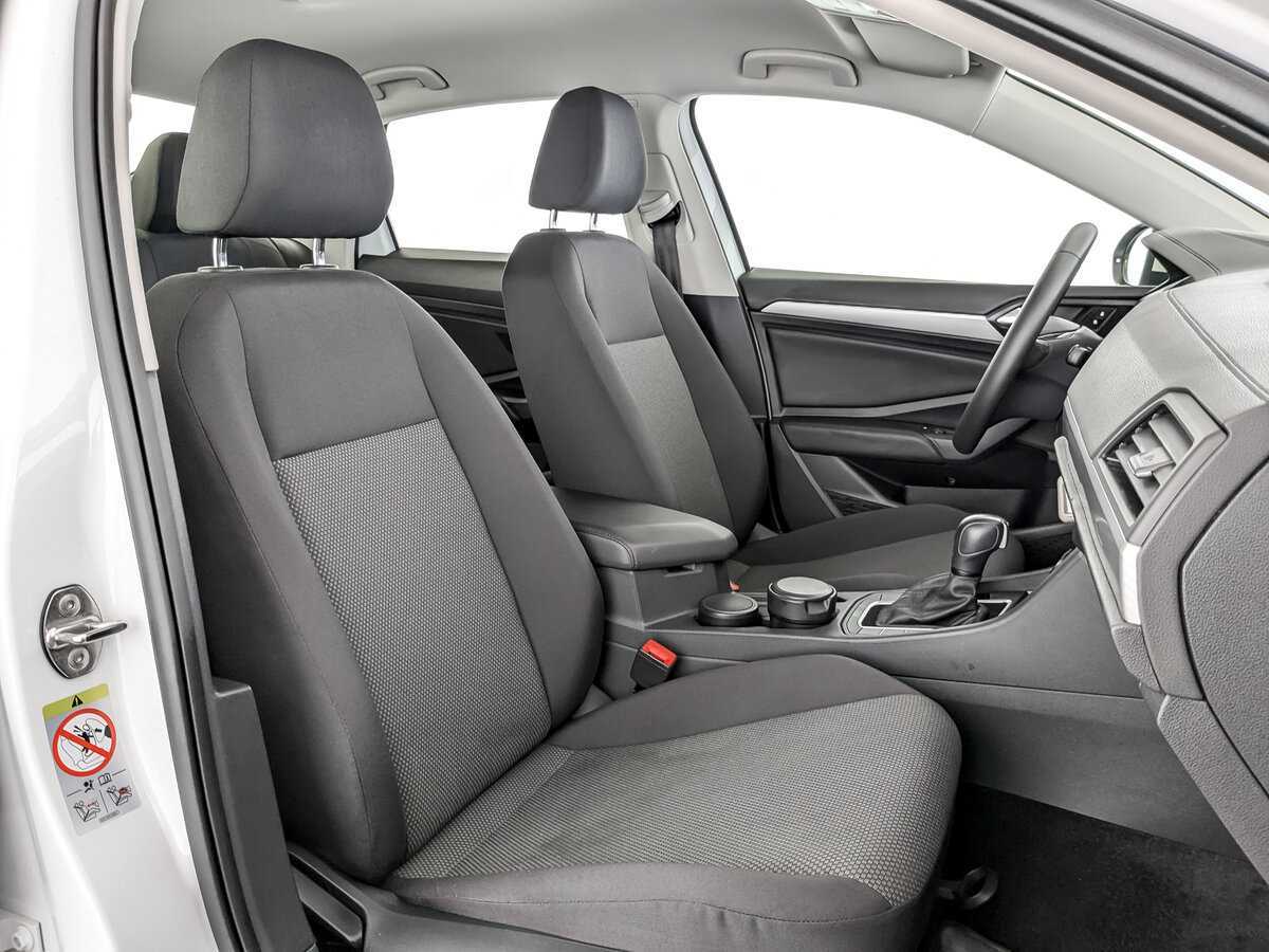 Volkswagen Jetta, 2020 Фото №23