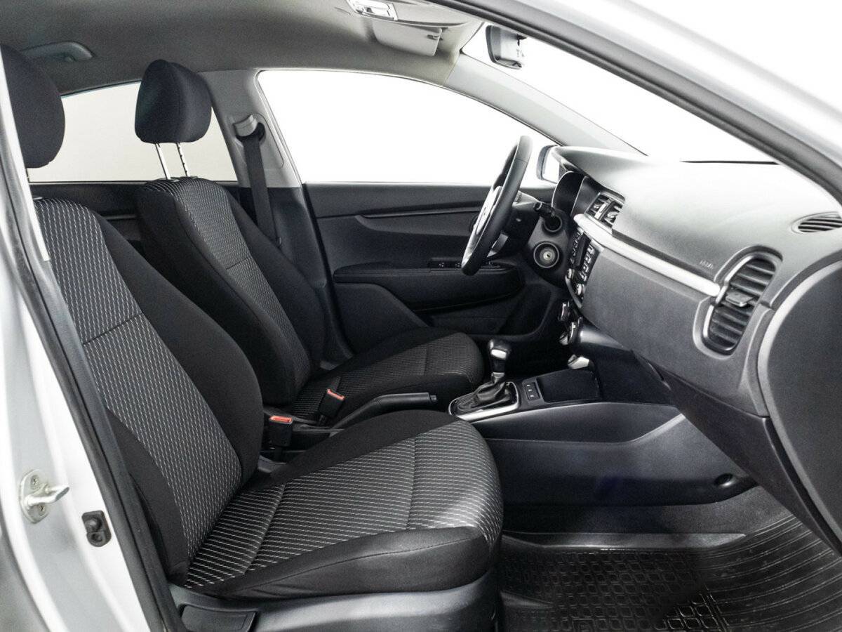 Kia Rio, 2020 Фото №15