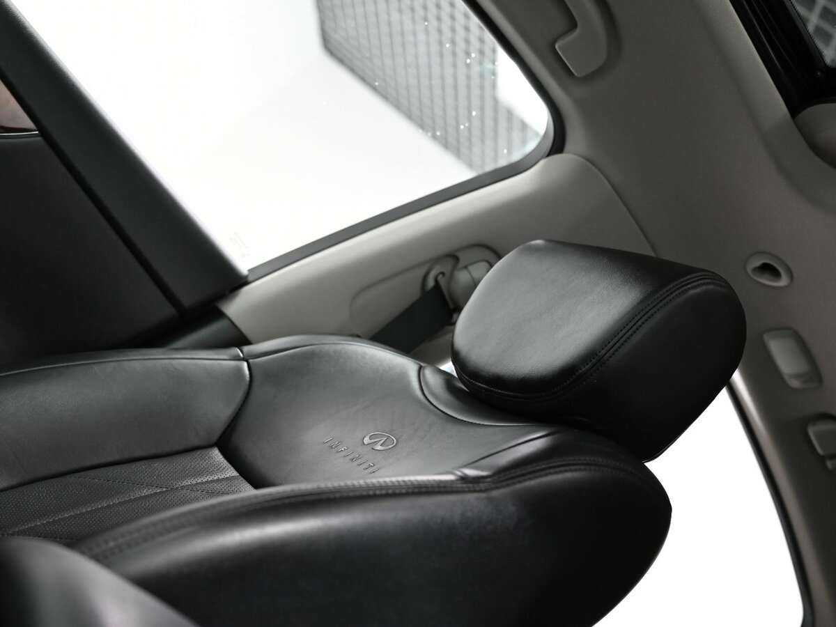 Infiniti FX30d, 2012 Фото №16