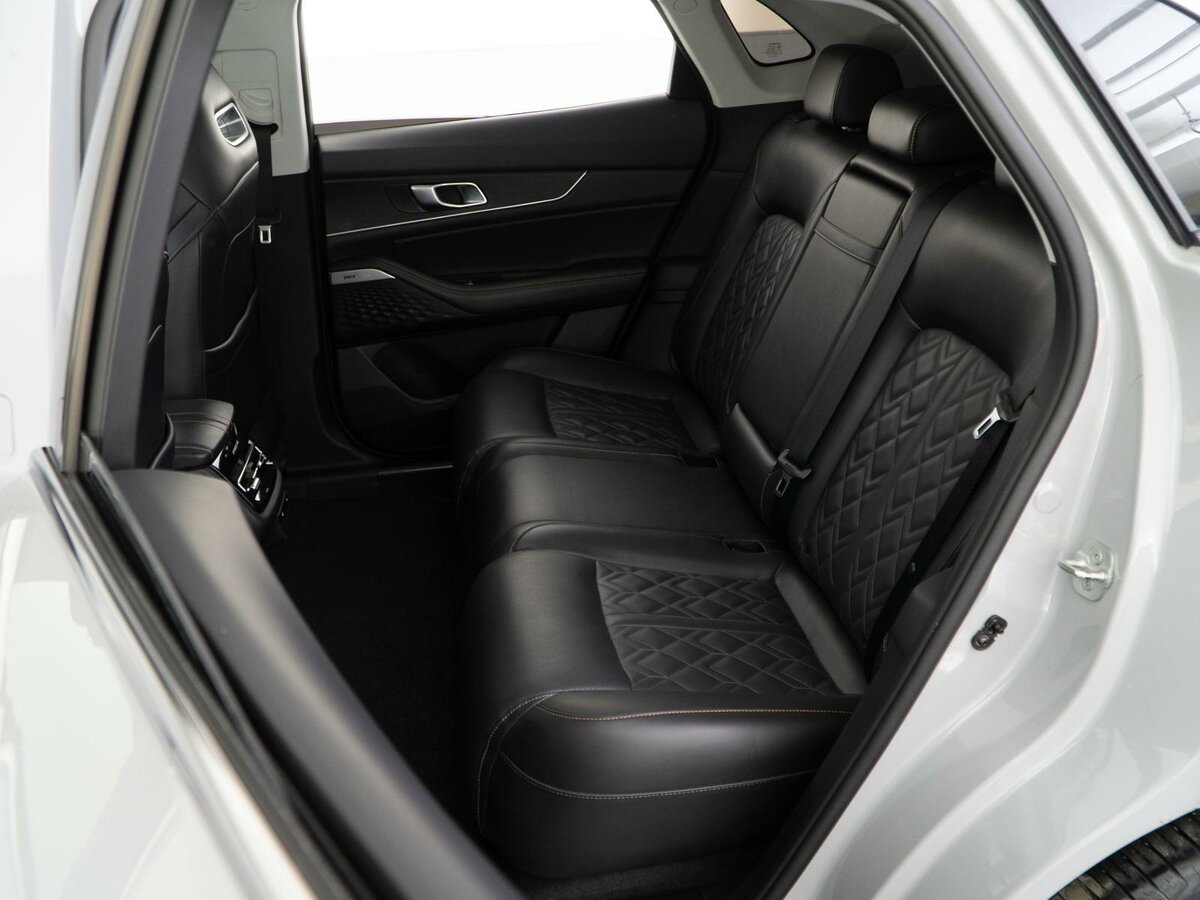 Changan UNI-K, 2023 Фото №8