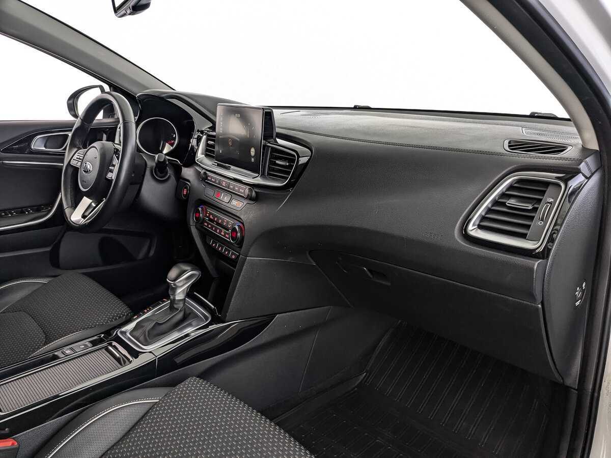 Kia Ceed, 2019 Фото №9