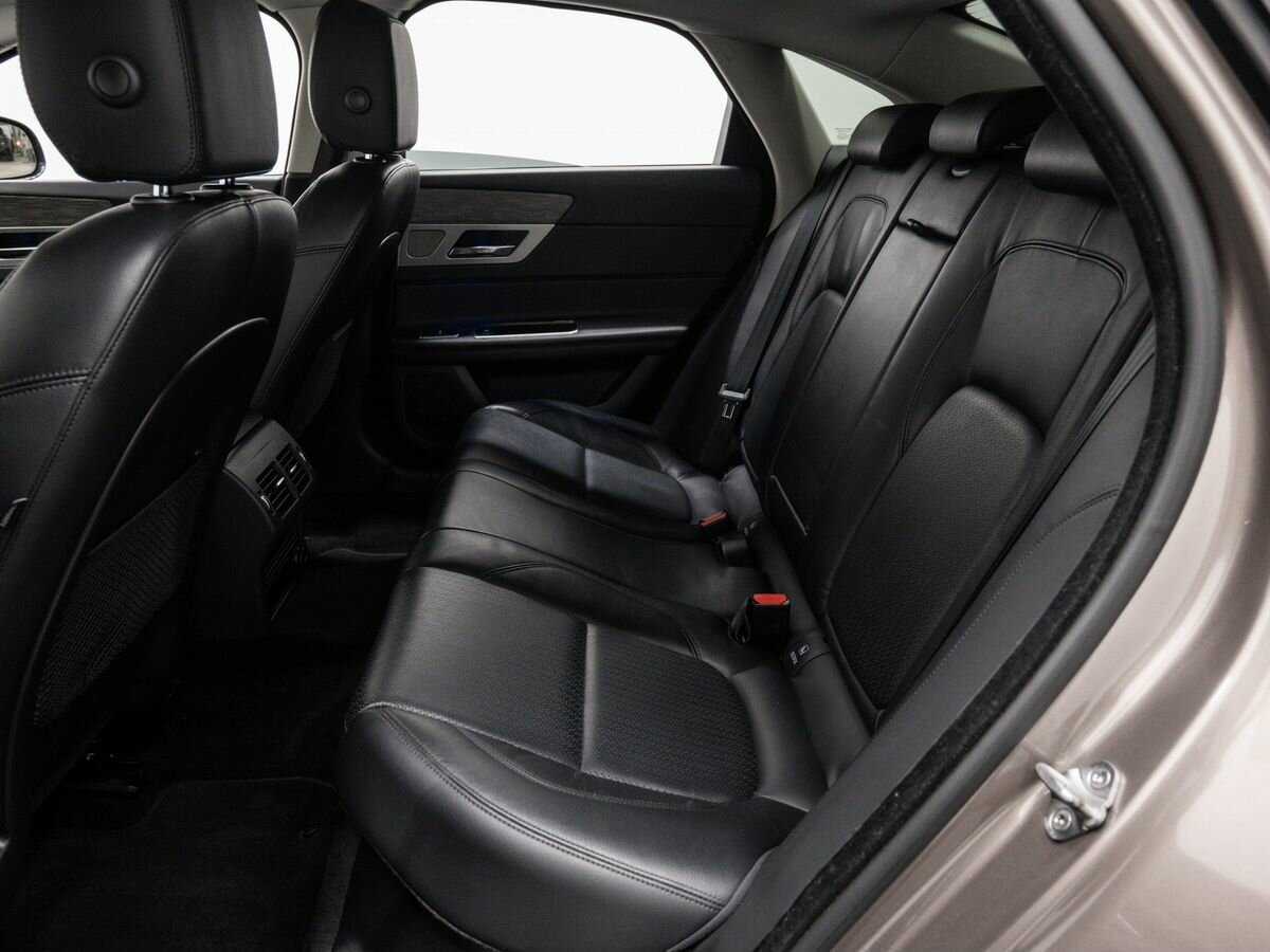 Jaguar XF, 2016 Фото №13