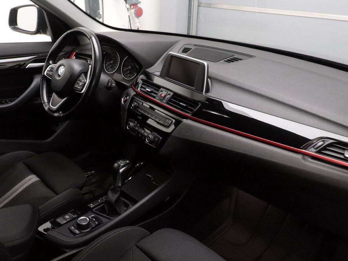 BMW X1 18d xDrive, 2017 Фото №7