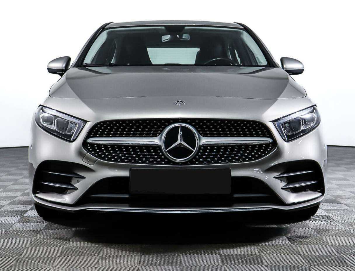 Mercedes-Benz A-Класс 200, 2019 Фото №2