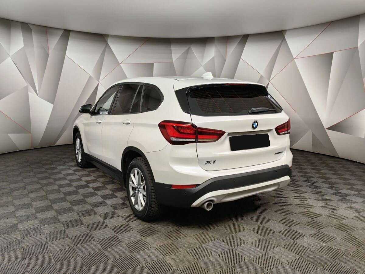 BMW X1 18i sDrive, 2020 Фото №4