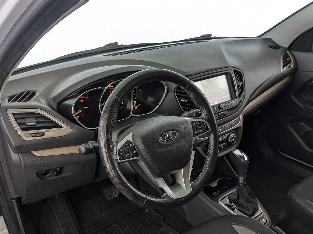 Lada (ВАЗ) Vesta SW, 2021 Фото №14