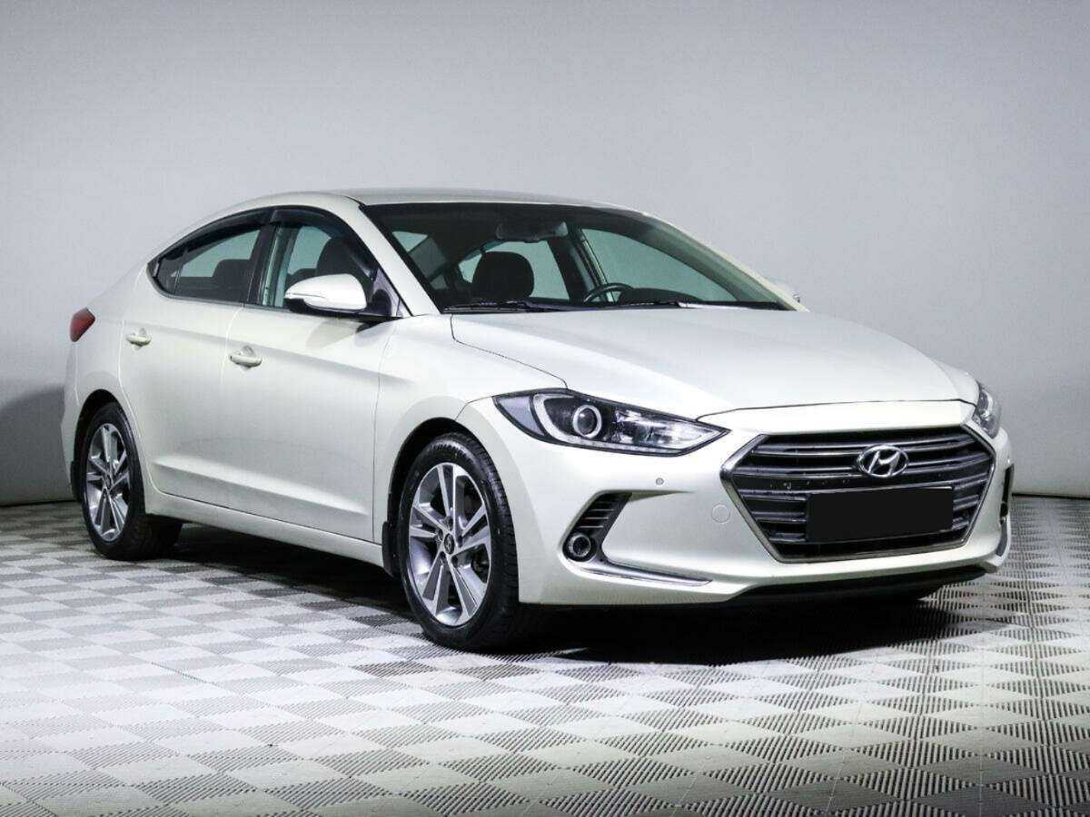 Hyundai Elantra, 2018 Фото №3
