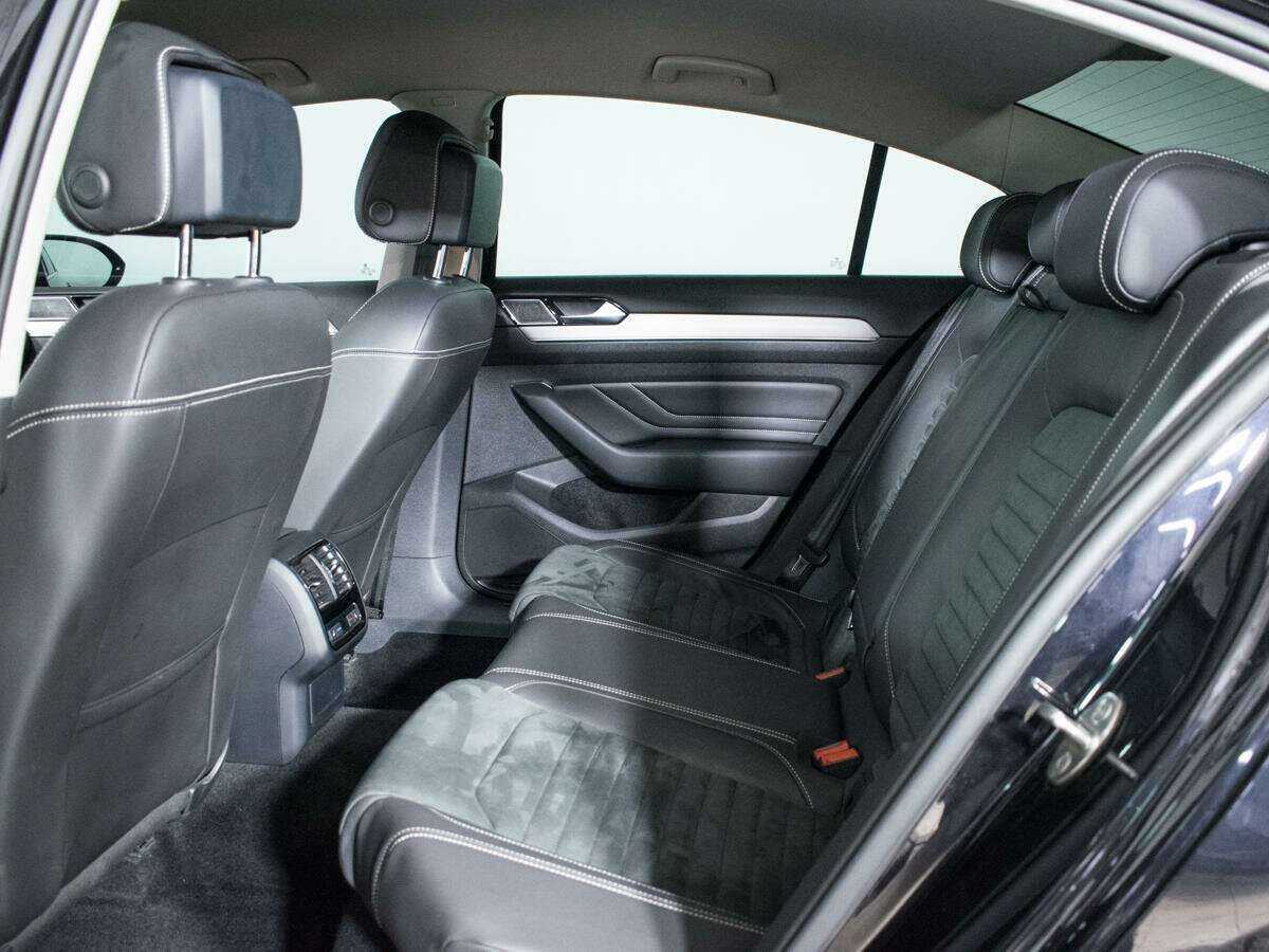 Volkswagen Passat, 2021 Фото №10