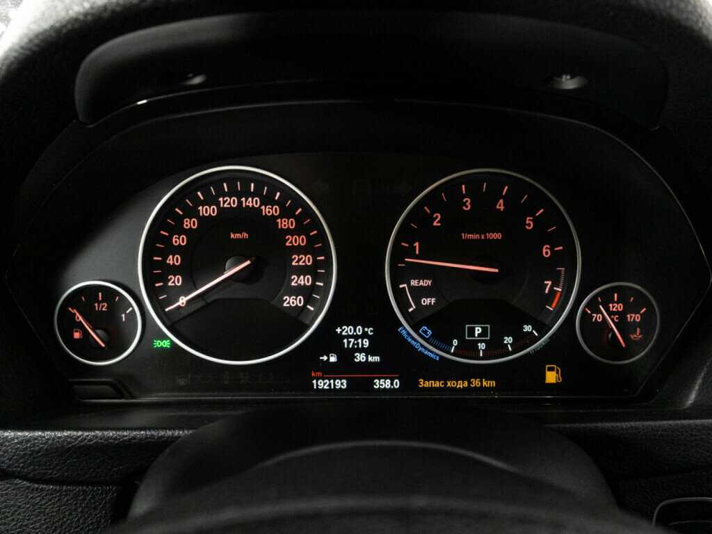 BMW 3 серии 328i xDrive, 2012 Фото №12