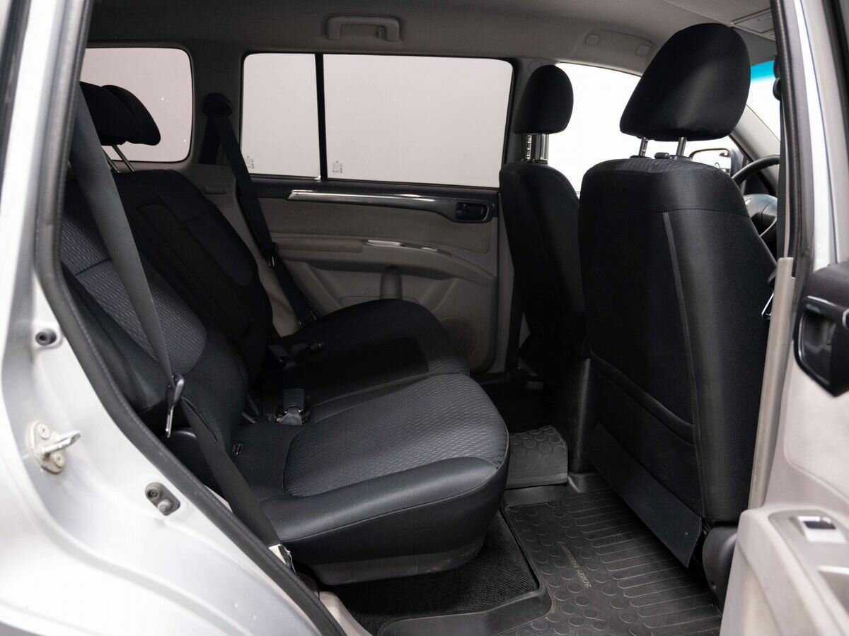 Mitsubishi Pajero Sport, 2014 Фото №10