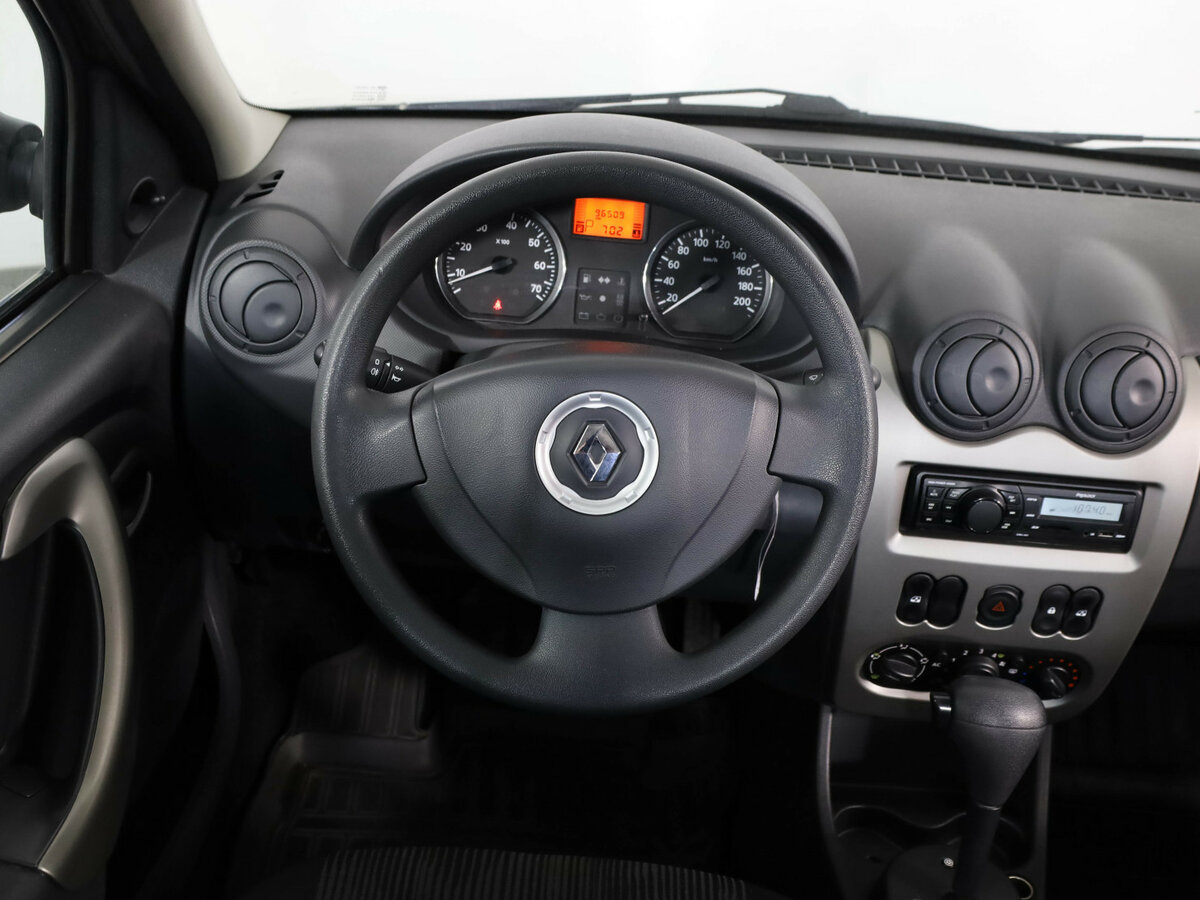 Renault Logan I Рестайлинг, 2015 Фото №8