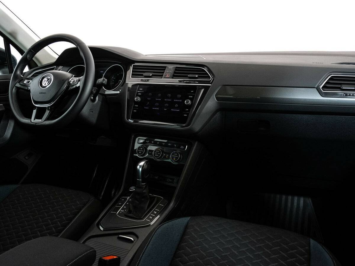 Volkswagen Tiguan, 2019 Фото №9