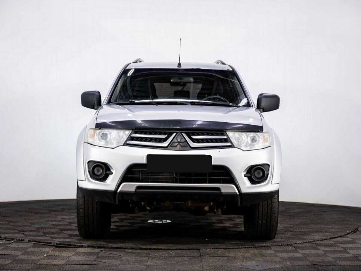 Mitsubishi Pajero Sport, 2014 Фото №2
