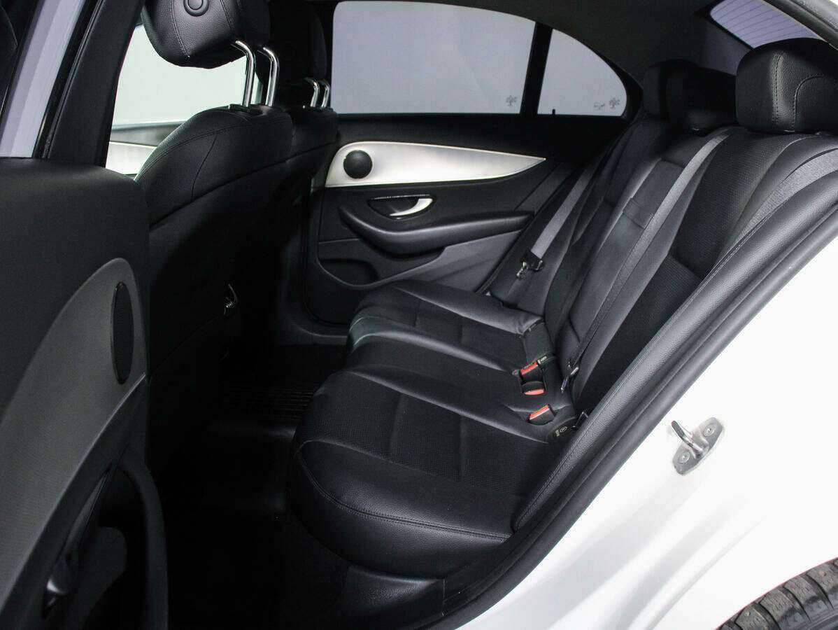 Mercedes-Benz E-Класс 200, 2016 Фото №10