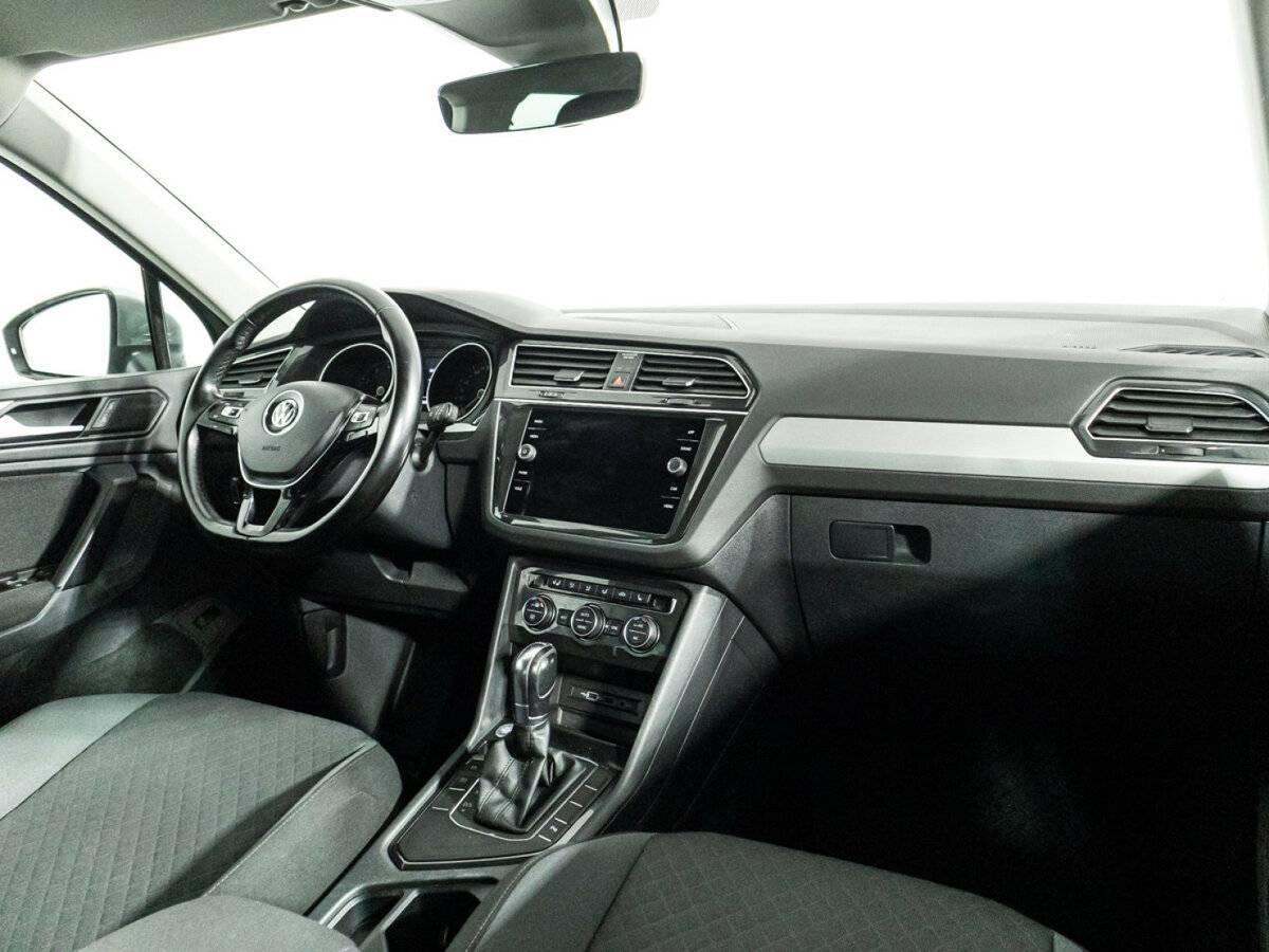 Volkswagen Tiguan, 2019 Фото №9