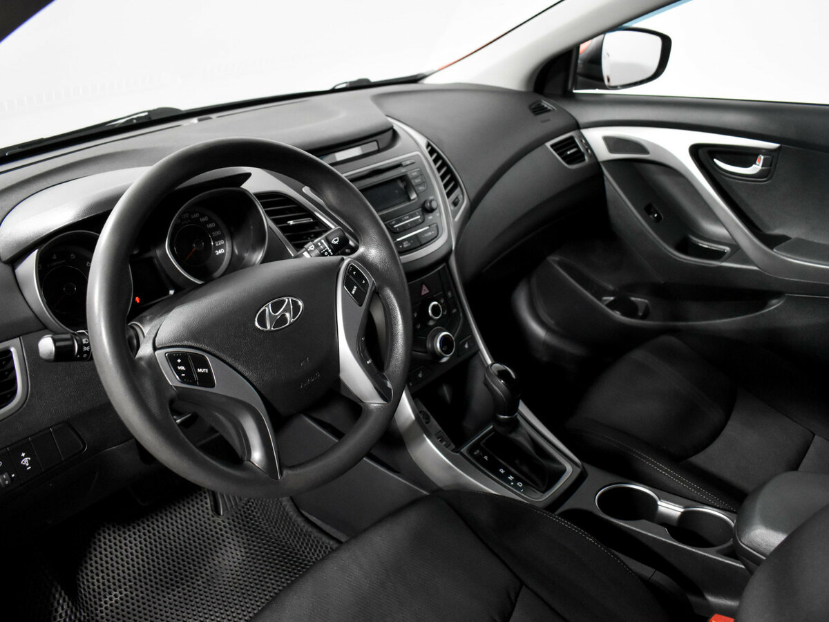 Hyundai Elantra V (MD) Рестайлинг, 2015 Фото №9