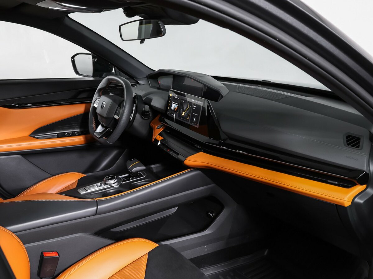 Changan UNI-V I, 2023 Фото №8