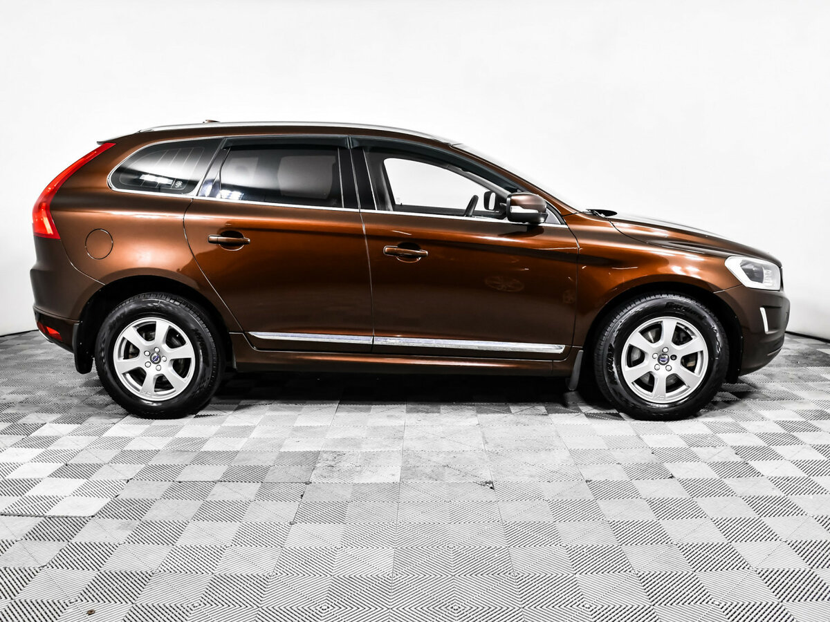 Volvo XC60 I Рестайлинг, 2015 Фото №4