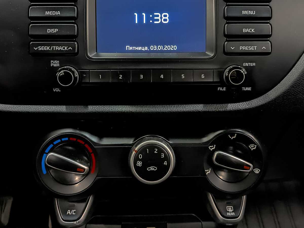 Kia Rio X-Line, 2020 Фото №14